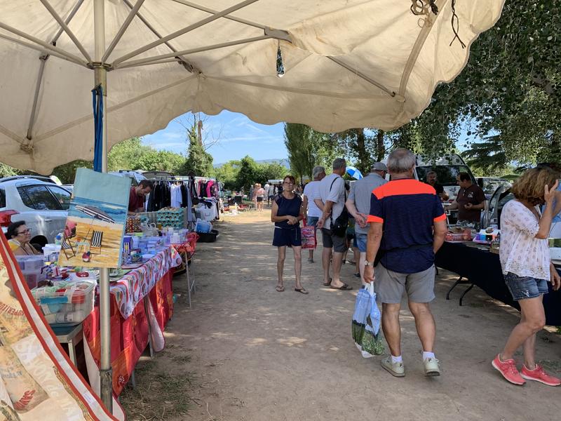 Brocante - vide-grenier de l'arena