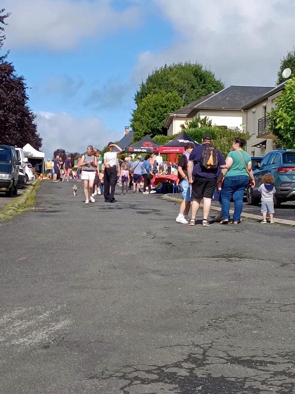 48h du véhicule de collection - bourse d'échange - vide grenier