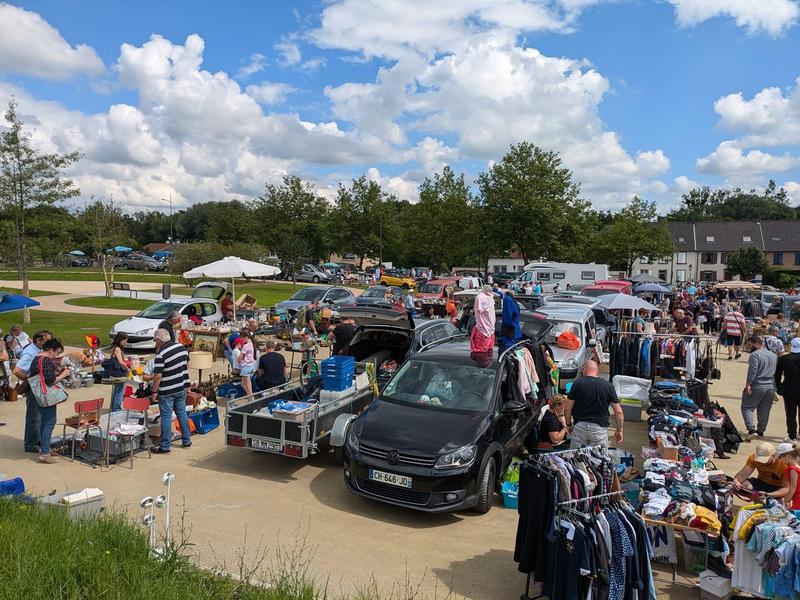 Brocante marché aux puces